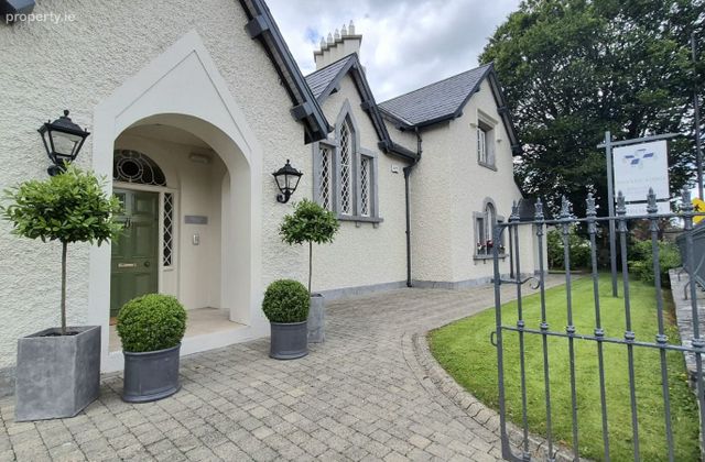 Warren Lodge, Dromod More, Dromod, Dromod, Co. Leitrim - Click to view photos
