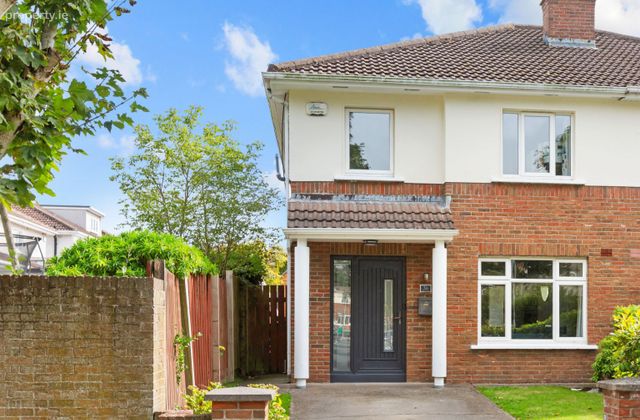 36 Woodstown Drive, Knocklyon, Dublin 16, Knocklyon, Dublin 16 - Click to view photos