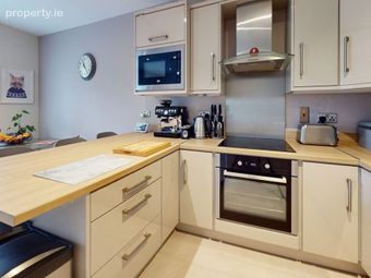 7 Esker Pines, Lucan, Co. Dublin, Lucan, Co. Dublin - Image 4