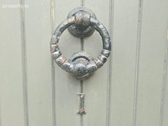 1 Bunratty Castle Gardens, Bunratty, Hurlers Cross, Co. Clare - Image 4