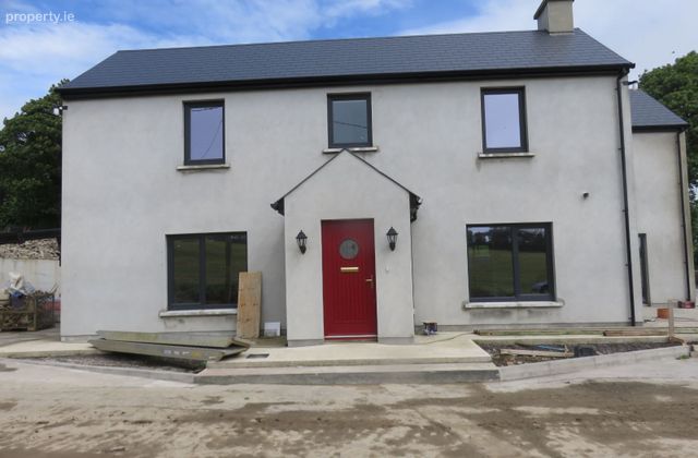Teach Lea, Scartagh, Cappeen, Co. Cork - Click to view photos