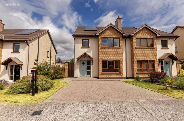 76 Monksfield, Abbeyside, Dungarvan, Co. Waterford - Click to view photos