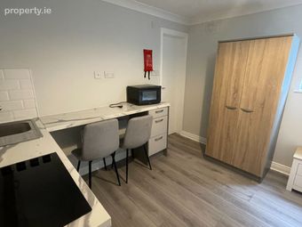 Studio Apartment, 3 Grattan Parade, Drumcondra, Dublin 9 - Image 2