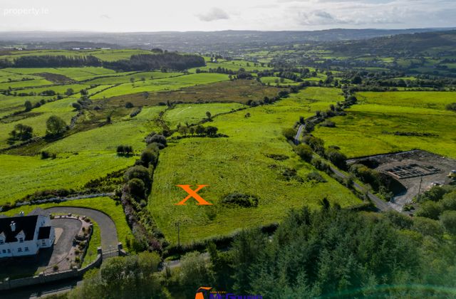 Ballinatone, Ballybofey, Co. Donegal - Click to view photos