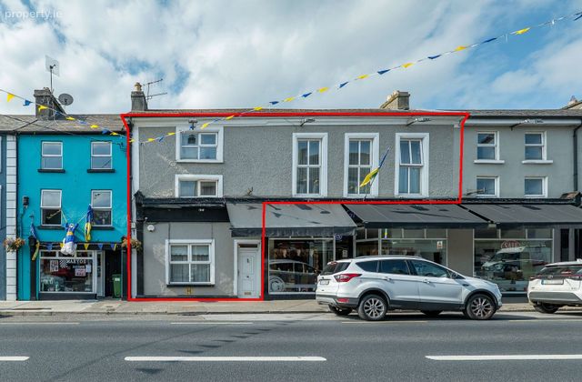 Patrick Street, Templemore, Co. Tipperary - Click to view photos
