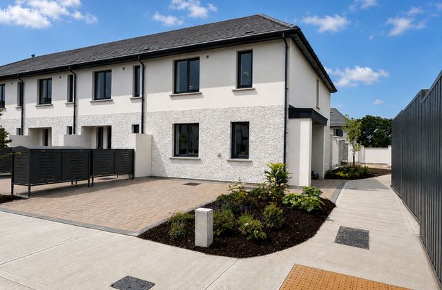The Sycamore, Longwood, Co. Meath - Click to view photos