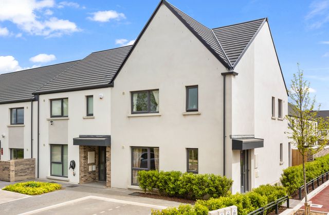 2 Aderrig Orchard, Adamstown, Lucan, Co Dublin, Adamstown, Co. Dublin - Click to view photos