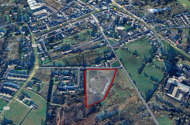Station Road, Ballaghaderreen, Co. Roscommon - Click to view photos