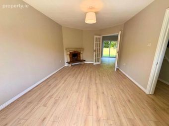 20 Parc Na Silla Rise, Loughlinstown, Co. Dublin - Image 4