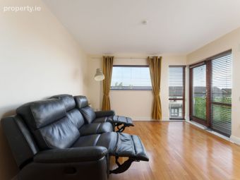 50 Hunters Hall, Hunters Place, Ballycullen, Dublin 24 - Image 3