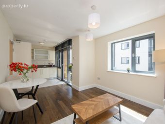 Apt 101 Block 100 Cathedral Court, New Street South, Dublin 8 - Image 5