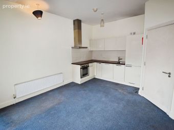 43 The Courtyard, City Square, Blackpool, Co. Cork - Image 3