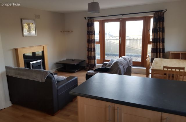 The Green, Clonard Village, Wexford Town, Co. Wexford - Click to view photos