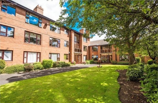 8 Strandville House, Clontarf, Dublin 3 - Click to view photos