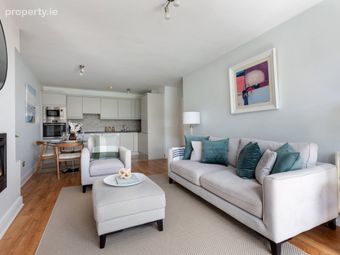 328 Olcovar, Shankill, Dublin 18, Shankill, Dublin 18 - Image 2