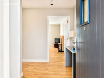 8 The Parade, Bastion Court, Connaught Street, Athlone, Co. Westmeath - Image 3