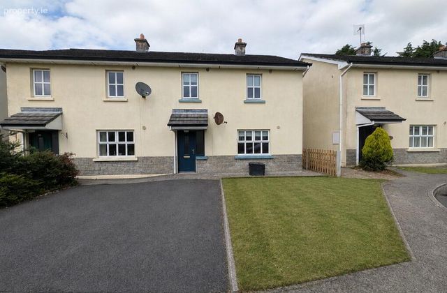 31 Coill Dara, Ballina Rd, Tubbercurry, Co. Sligo, Tubbercurry, Co. Sligo - Click to view photos