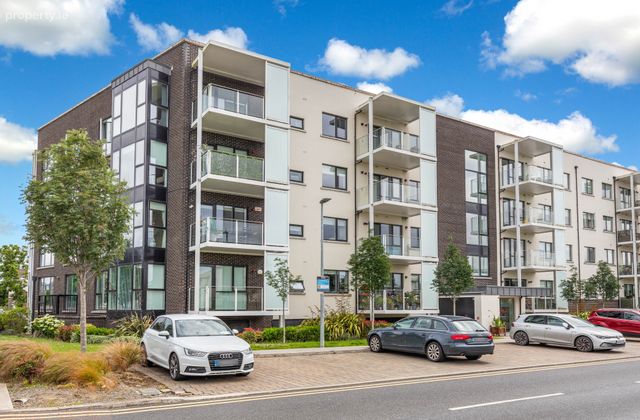 30 Crofton Hall, Hamilton Park, Castleknock, Dublin 15, Castleknock, Dublin 15 - Click to view photos