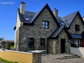 9 Barr Na Str&aacute;ide, Ballyheigue, Ballyheigue, Co. Kerry