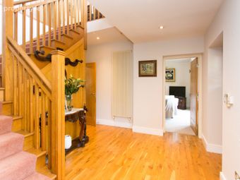 8 Kelston Park, Foxrock, Dublin 18, Foxrock, Dublin 18 - Image 3