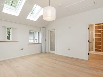 4 Pembroke Lane, Ballsbridge, Dublin 4 - Image 4