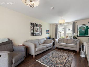 19 Diswellstown Court, Hamilton Park, Castleknock, Dublin 15, Castleknock, Dublin 15 - Image 2