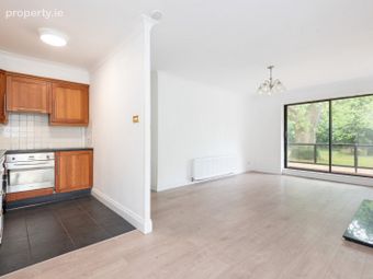 42 The Elms, Mount Merrion Avenue, Blackrock, Co. Dublin, Blackrock, Co. Dublin - Image 4