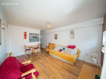 21 The Moore, Gresham House, Dublin 1 - Image 4