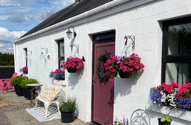 Falleighter, Kilkelly, Aghamore, Co. Mayo - Click to view photos
