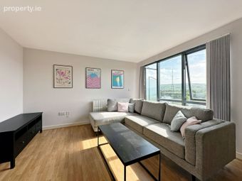 73 Abberley Square, Tallaght, Dublin 24 - Image 3