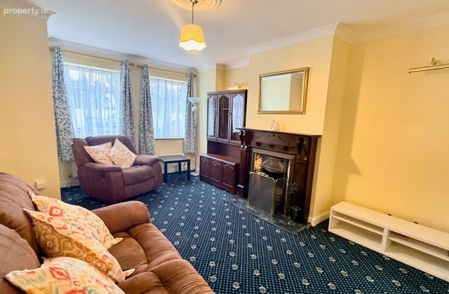 Off Castle Avenue, Clontarf, Dublin 3 - Click to view photos
