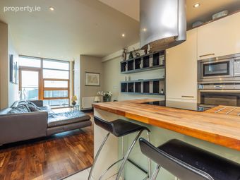 Apartment 402, Beacon One, Beacon Court, Bracken Road, Sandyford, Dublin 18, Dublin 18 - Image 3