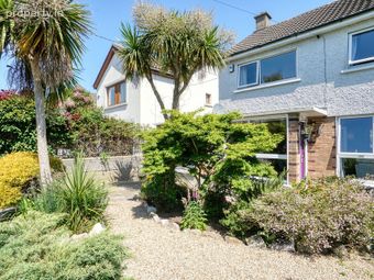 4 Foxrock Avenue, Foxrock, Dublin 18 - Image 2