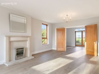 3 Chapelton, Hollystown, Dublin 15 - Image 3