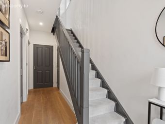 16 Knocknagarm Park, Glenageary, Glenageary, Co. Dublin - Image 2