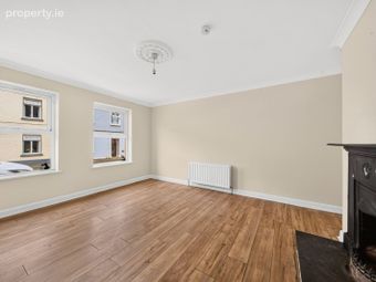 10 Castle Row, Ballina, Ballina, Co. Mayo - Image 3