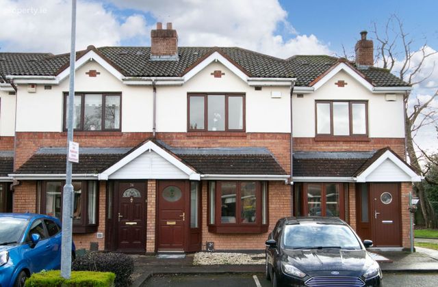 25 Pine Grove, Templeogue, Dublin 16 - Click to view photos