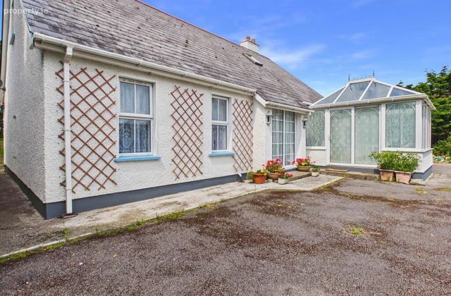 Ballynacarrick, Co. Donegal, Lettermacaward, Co. Donegal - Click to view photos