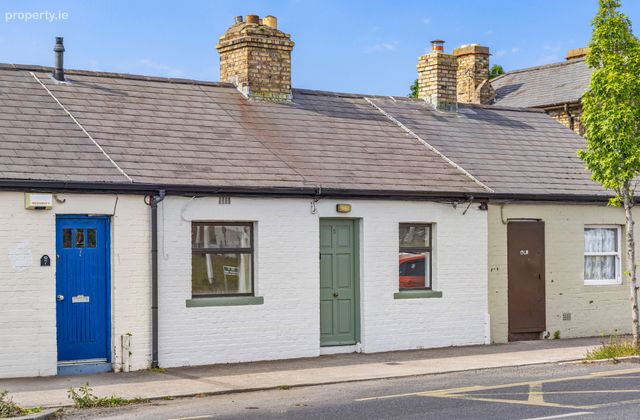 Maresa, 5 Lower Sallynoggin Road, Sallynoggin, Co Dublin, Sallynoggin, Co. Dublin - Click to view photos