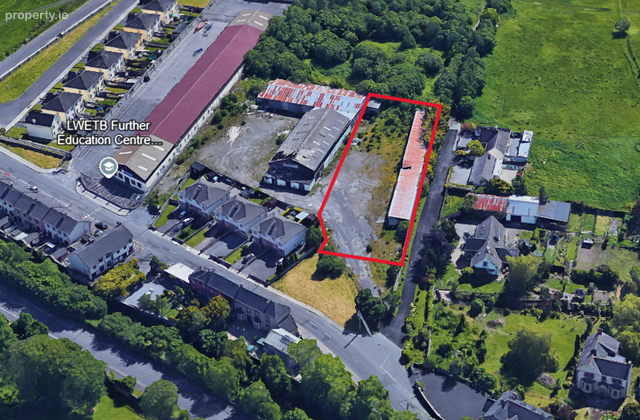Clonown Road, Athlone, Co. Westmeath - Click to view photos