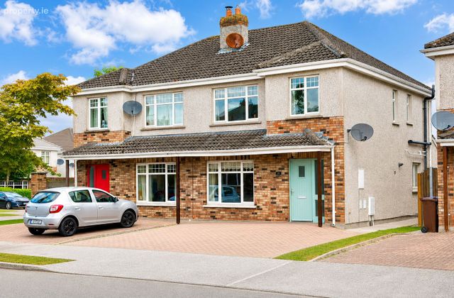 38 Monksfield, Bealnamulla, Athlone, Co. Roscommon - Click to view photos