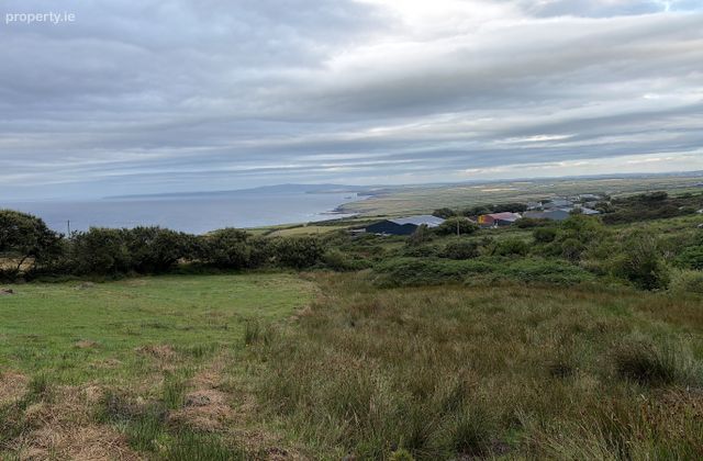 Glendahalin West, Ballyheigue, Co. Kerry - Click to view photos