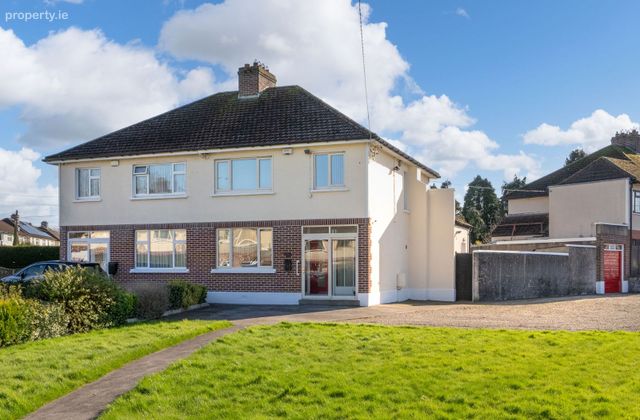 44 Woodbrook Park, Templeogue, Dublin 16 - Click to view photos