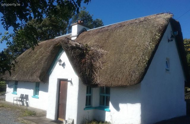 Nettlehill Lodge, Kilshanvy, Cloghans Hill, Kilconly, Co. Galway - Click to view photos