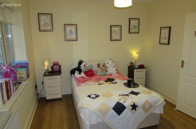 Cruise Park Drive, Tyrrelstown, Dublin 15 - Click to view photos