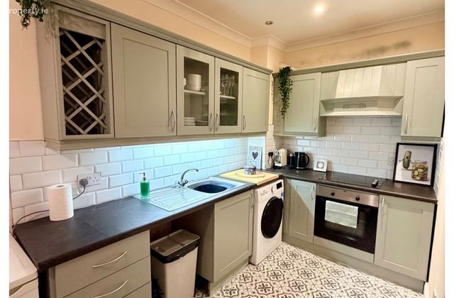 Kimmage, Dublin 12, Kilmacud, Co. Dublin - Click to view photos