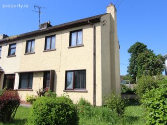 40 The Crescent, Castleblayney, Co. Monaghan - Image 2