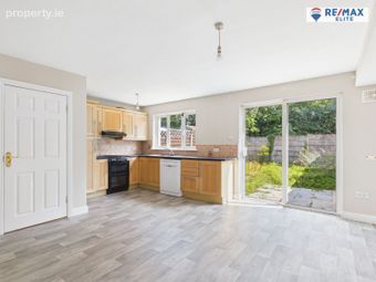 15 Green Park, Cement Road, Drogheda, Co. Louth - Image 2