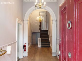 18 Herbert Street, Dublin 2 - Image 2