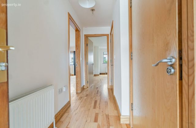 23 The Square, Buttery Court, Market Square, Mallow, Co. Cork - Click to view photos